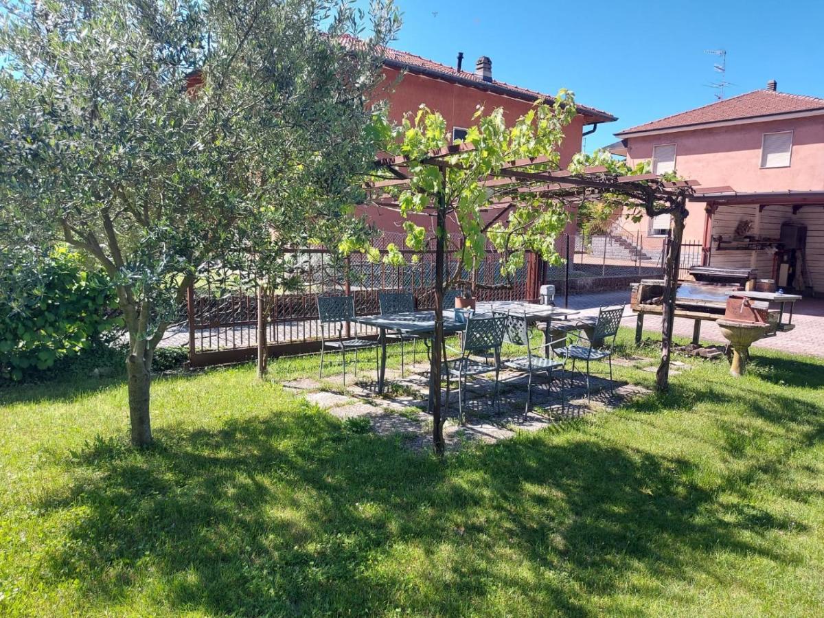 Bnbook Casa Dei Peschi - Lago Di Monate Cadrezzate Exterior photo